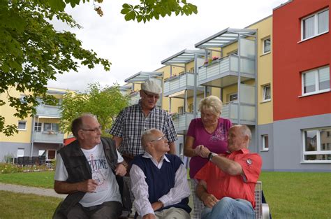 Nutzen sie die übersicht oben auf der seite oder die folgende abfrage, um ihre wunschwohnung in. Pin von AWG Eisenach auf Betreutes Wohnen im Alleenhof ...