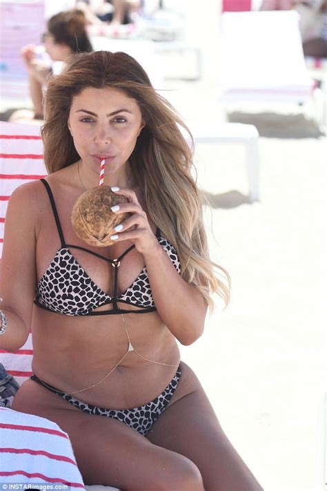Larsa Pippen Puts Assets On Display In Bikini In Miami Daily Mail Online