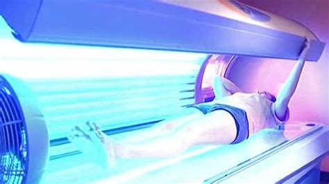 Advocates Call For Tighter Regulations On Tanning Beds