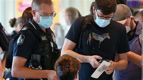 Vic lockdown vs wa lockdown. Perth lockdown: WA arrivals put on COVID alert in Victoria
