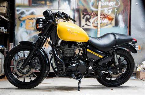 Explore images & specs with 1 used thunderbird 500x bikes available for sale on bikewale. You Will Fall in Love with This Royal Enfield Thunderbird ...