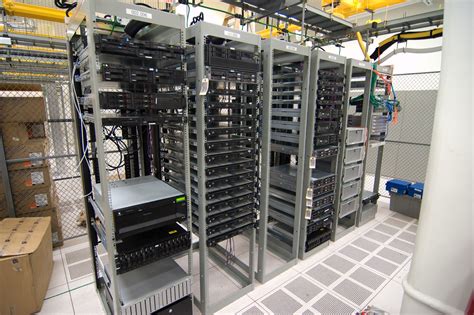 Considerations For Choosing The Right Network Rack Or Cabinet Server