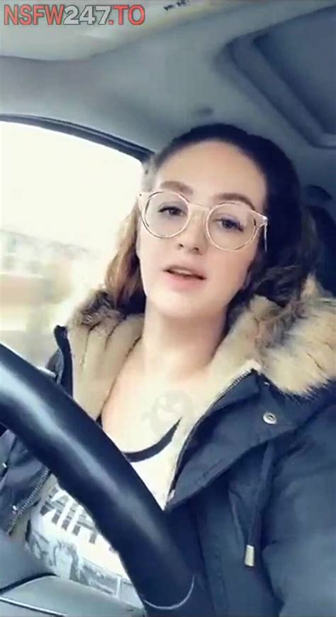 Lee Anne Boobs Flashing While Driving Snapchat Free Camstreamstv