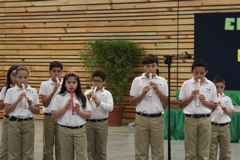 PresentaciÓn De MÚsica Ensamble De Flautas Alumnos De Cuarto A Sexto