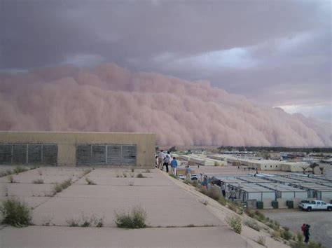 Sand Storm 26 April 2005 Al Asad Iraq 60 Mph Nature Natural