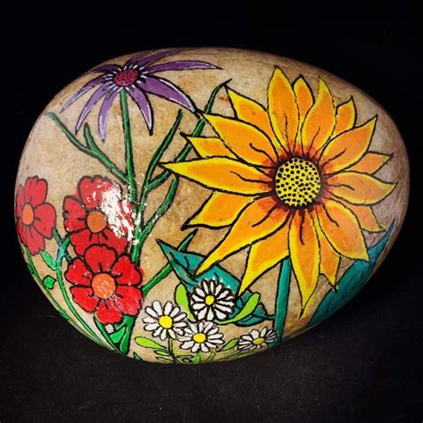 Beautiful Flower Rock Painted Rocks Rock Painting Art Garden Rock Art