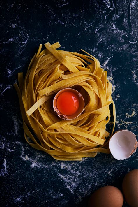 How to Make Fresh Tagliatelle by Hand | Pasta making class, Tagliatelle ...