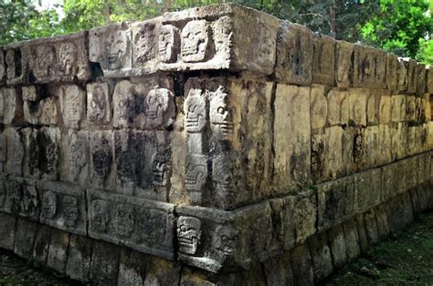 Pirámides Mayas Chichén Itzá México Estructuras Rituales Máscaras Sitio