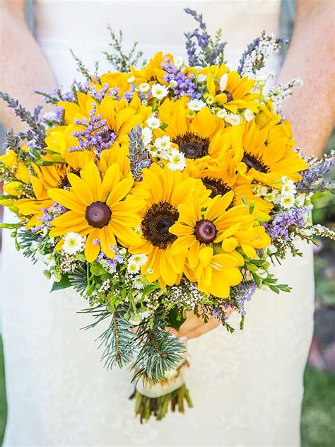 Makayla Scully Sunflower Bouquet Wedding Flowers 20 Stunning