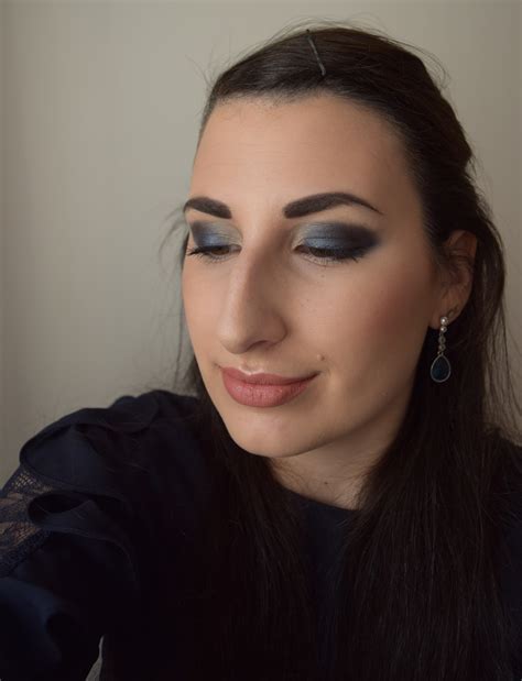 Maquillage De Soirée Dans Les Tons Bleus Purple Dream Blog Beauté Et Lifestyle