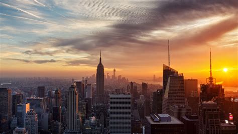 Sunsets Around The World New York City Holiday Bug