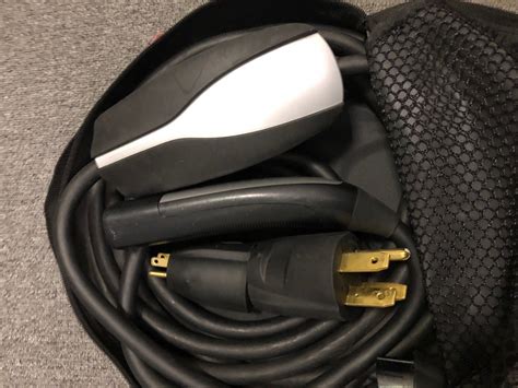 Tesla Gen 1 Mobile Connectorcharger With 5 15 And 14 50 Adapters