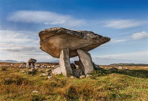 Kilcooney Dolmen Ireland Landscape Dolmen Standing Stone