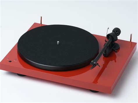 This Audiophile Turntable Preserves Your Vinyl Collection