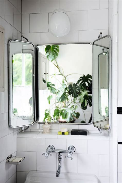 The 25 Best Scandinavian Bathroom Mirrors Ideas On Pinterest
