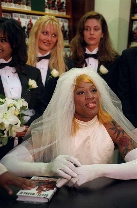 View Dennis Rodman Wedding Dress Photo Pics