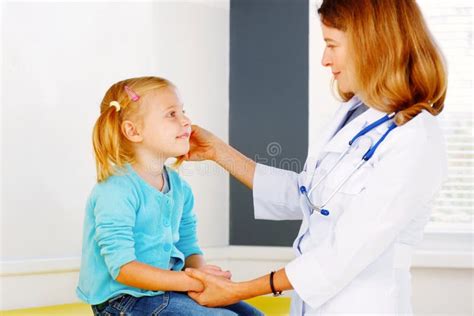 Pediatrician Doctor Examining Girl Stock Image Image Of Occupation Nurse 46709933
