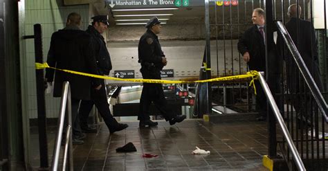 Focus In Brooklyn Subway Shooting Is On Whether Deadly Force Was Justified The New York Times