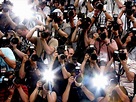 La dura vida de los fotógrafos paparazzi | Tecnología