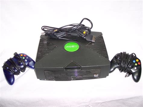 Original Xbox Console Complete With 2 Controls Power Rf