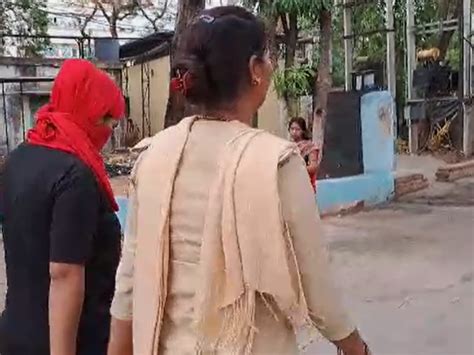 जमुई से भागकर जमशेदपुर पहुंचीं पुलिस ने पकड़ा तो दोनों बोलीं अलग नहीं