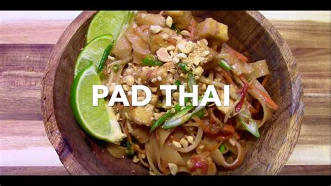 This is not pad thai at all. Gordon Ramsay Pad Thai Youtube - Island Flavours Lobster Pad Thai Youtube / When he's finished ...
