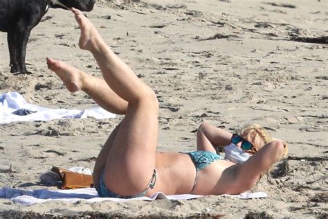 Britney Spears Sunbathing On The Beach In Malibu With Her Security Guard 40 Photos The