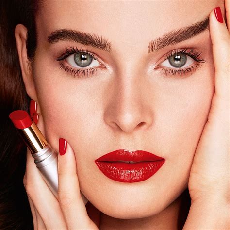 Red Lipstick Shades Eye Base Neutral Eyes Beauty Junkie Beautiful