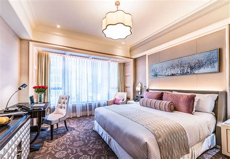 Trang ChỦ Caravelle Hotel Saigon Official Website 5 Star Luxury Hotel