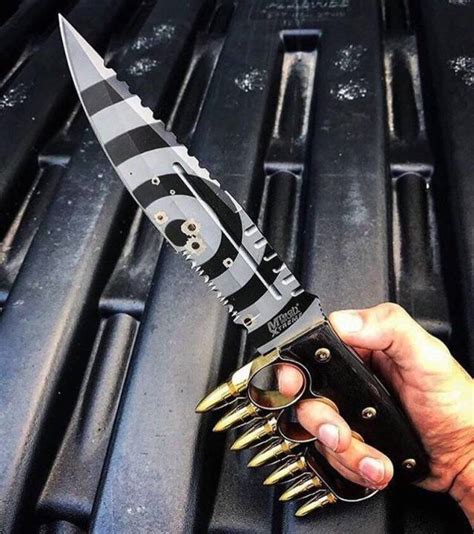 Some Satisfyingly Unusual Knives 25 Pics