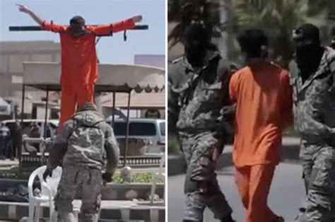 Isis Execution Crucified Prisoners Displayed By Jihadis In Propaganda
