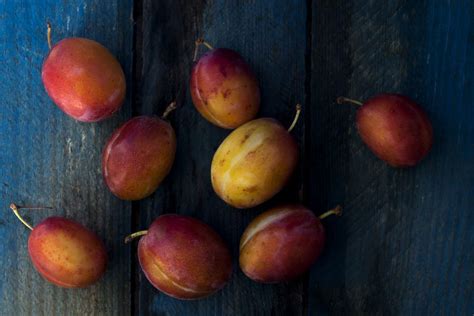 Great Savory And Sweet Ways To Use Plums