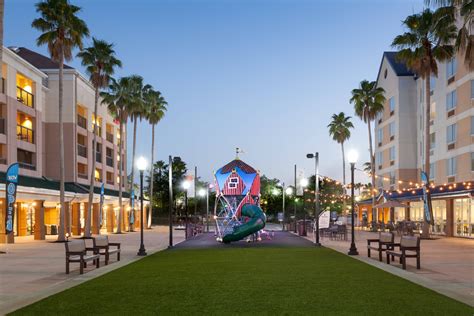 Hotel With King Bed Courtyard Orlando Lake Buena Vista In The