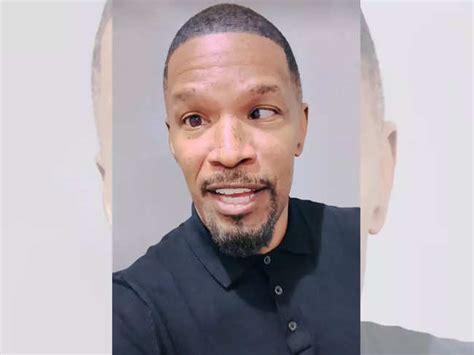 jamie foxx my eyes are working fine jamie foxx opens up about health scare after