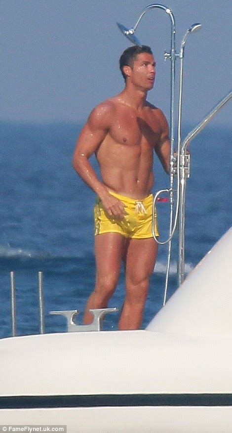 Shirtless Cristiano Ronaldo Shows Off His Cheesy Dance Moves On St Tropez Yacht Daily Mail Online