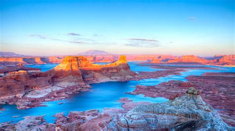 Surprise Lake Powell Isnt Actually A Lake Condé Nast Traveler