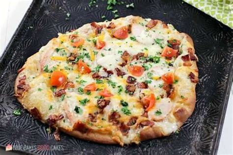 1 slice turkey bacon, cooked and crumbled. Chicken Bacon Ranch Naan Bread Pizza | Recipe | Chicken ...