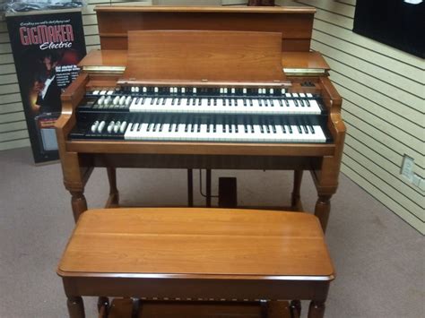 Hammond Pristine Vintage 1960 Hammond B3 Organ And 122 Leslie Speaker