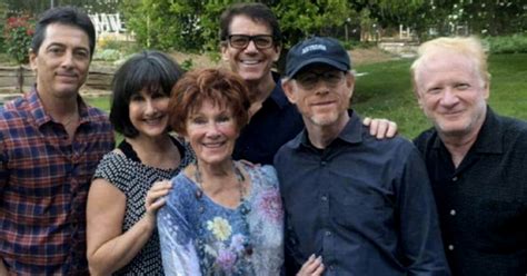 ‘happy Days Cast Reunites At Erin Morans Memorial Do You Remember