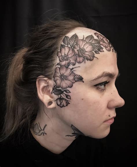 Bald Head Tattoo Woman Earn A Lot Logbook Bildergalerie