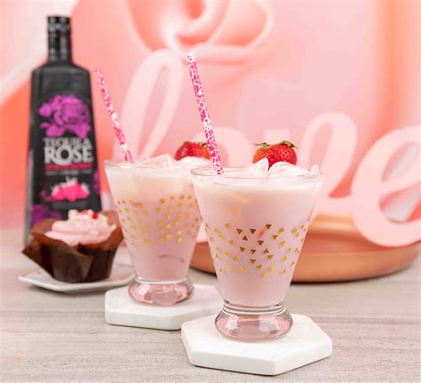 A summery twist on a classic. Tequila Rose Drink Recipes With Ice Cream | Besto Blog