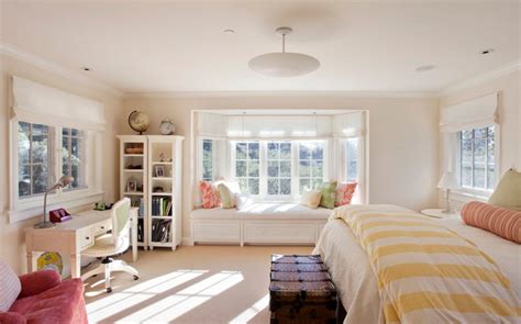 20 Stunning Bay Windows With Seats In The Bedroom Home
