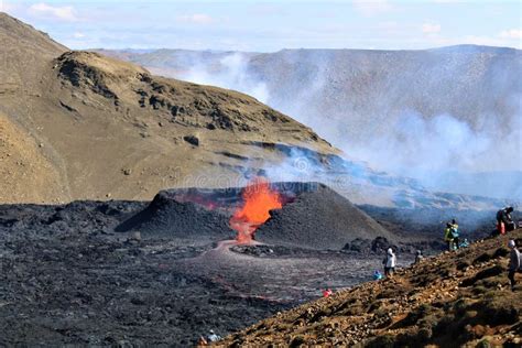 Vulkaanuitbarsting In Ijsland In Redactionele Fotografie Image Of Ori Ntatiepunt
