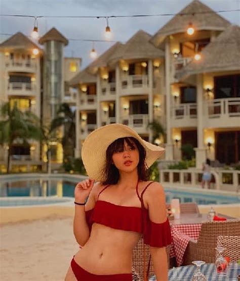 sexy and free 32 times janella salvador showed some skin and everybody loved it abs cbn