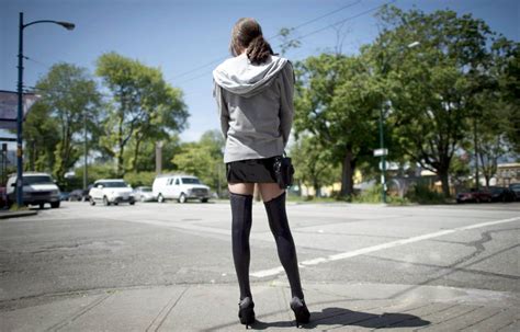 Dex Prostituées Applaudissent Le Projet De Loi Conservateur Le Devoir