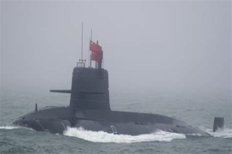 chinese submarine caught in a trap 55 sailors lost at sea uk report