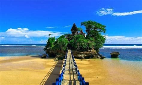 20 Wisata Pantai Di Malang Yang Hits And Wajib Anda Kunjungi Java Travel