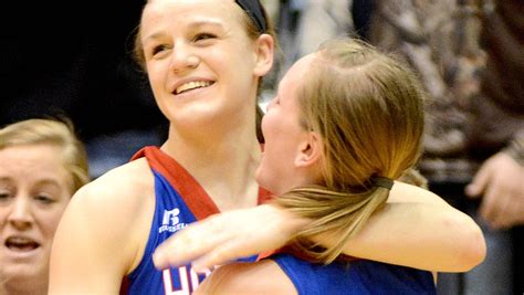 Hanover Girls Edge Centralia Reach State Title Game For First Time