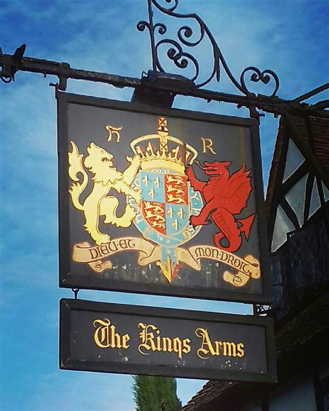 Pin By The British Monarchy On British Royal Pub Signs Pub Signs