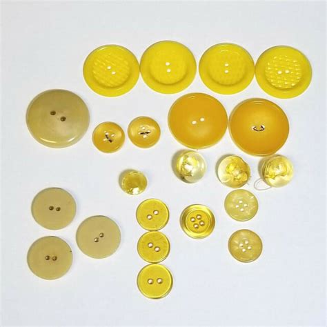 Vintage Yellow Assorted Buttons Sewing Crafts 22pcs Ebay